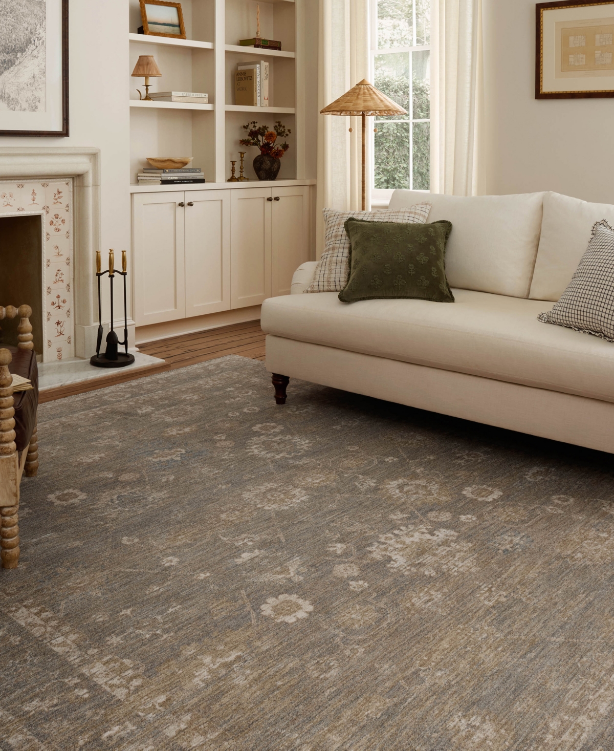 CHRIS LOVES JULIA LOUISA LOI-04 5'3''X7'6'' AREA RUG 