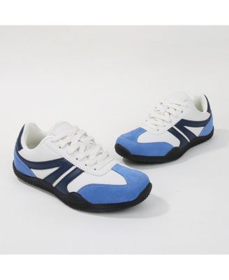 Larson Retro Lace-up Sneakers