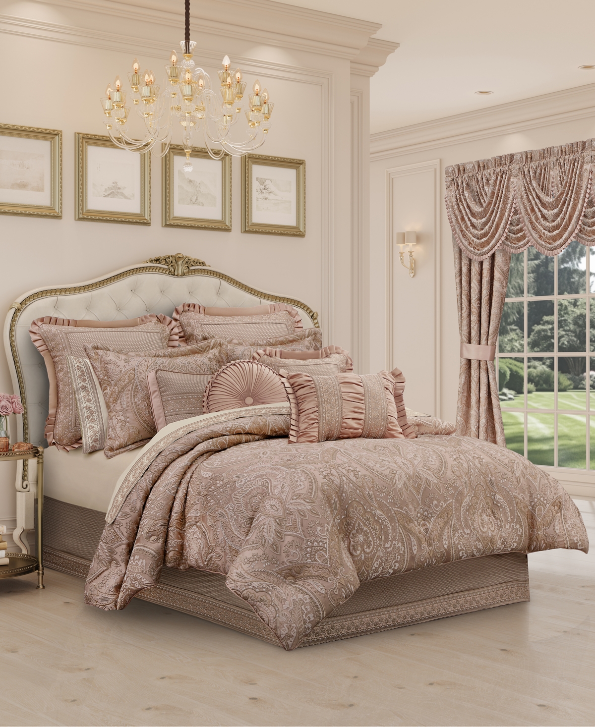 J Queen New York Fiorello Tufted Decorative Pillow, 15" Round In Blush