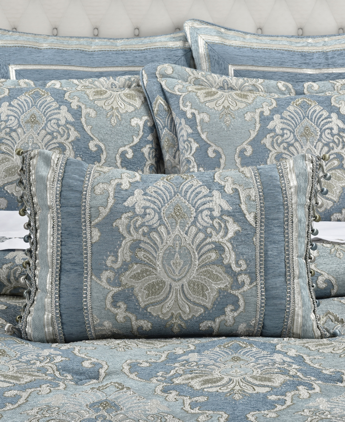 J Queen New York Celtic Boudoir Decorative Pillow, 15" X 21" In Spa