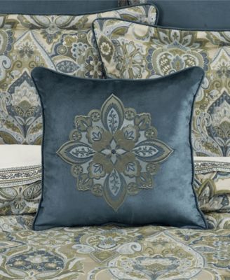 Avellino Decorative Pillow, 18" x 18"