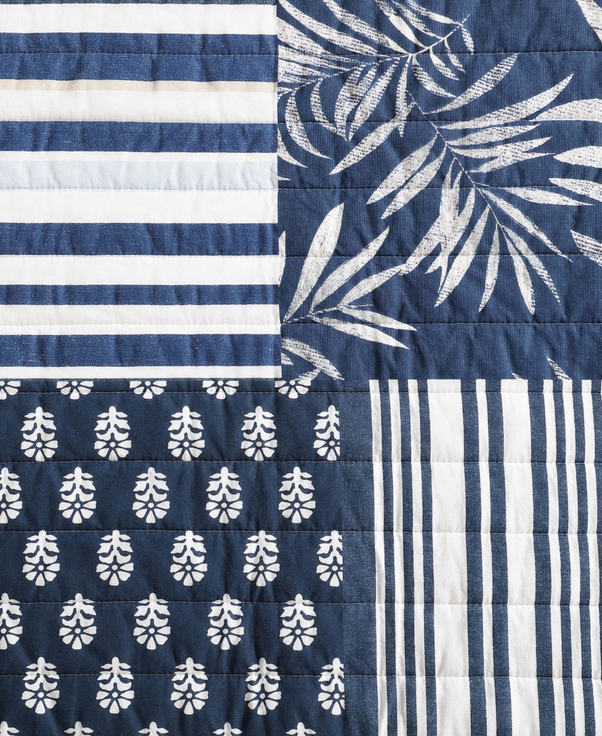 Nautica Avalon Patchwork Reversible 2-pc. Quilt Set, Twin In Navy,white