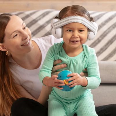 Baby Earmuffs for Noise Cancelling, Super Lightweight Ultra Soft to Prevent Irritation Baby Ear Protection, Headphones for Babies with Travel Bag