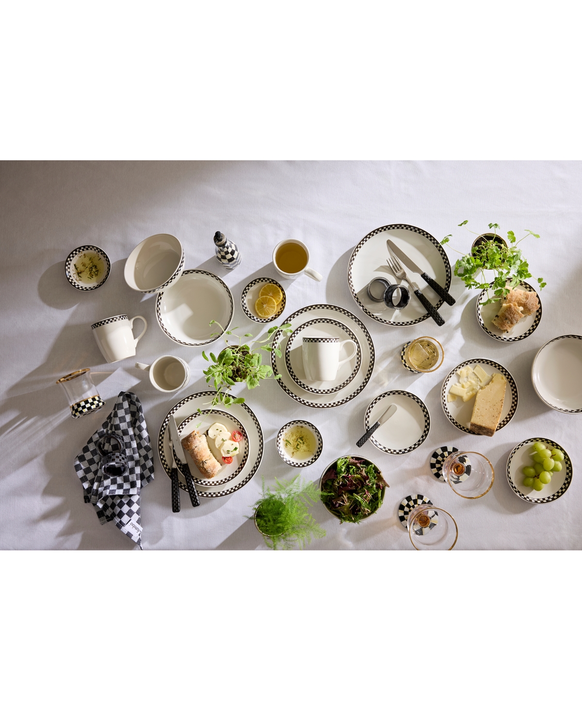 Mackenzie-childs Courtly Check Everyday Dinner Plates, Set Of 4