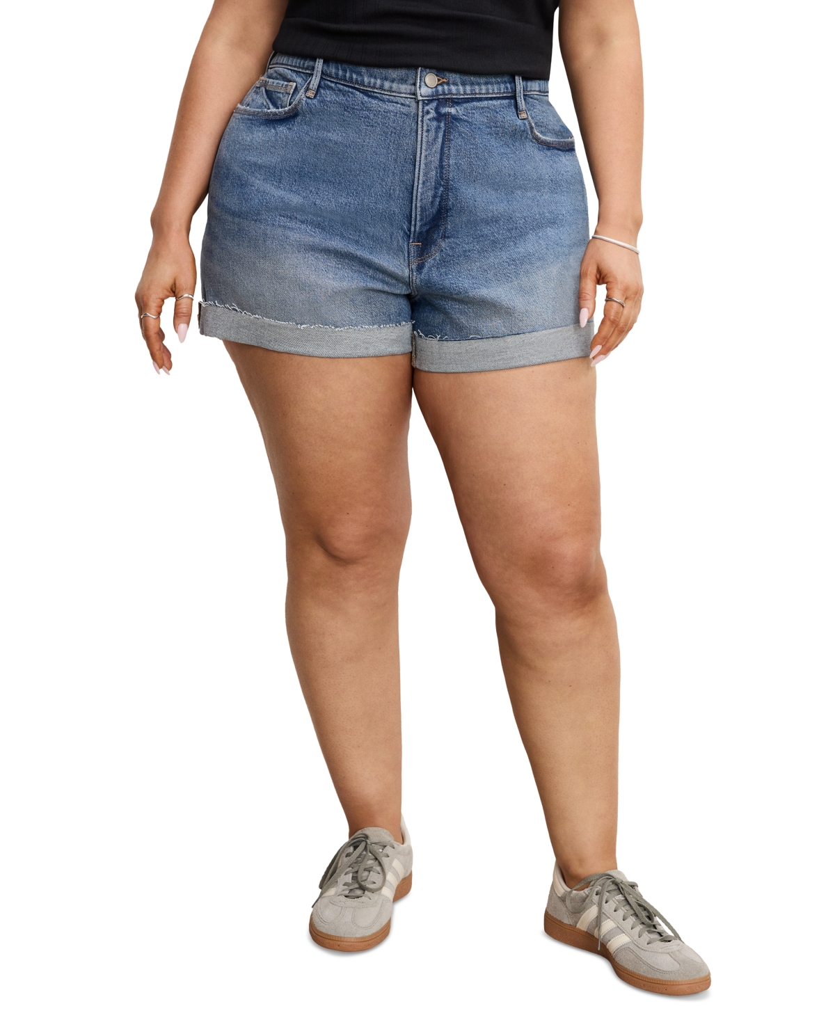 Shop Good American Women's Good Girlfriend Shorts In Indigo575