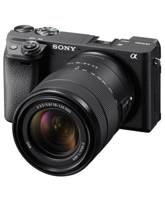 Alpha a6400 Mirrorless Digital Camera with 18-135mm Lens - Bundle with Shoulder Bag, 32GB SD Card With Case, Cleaning Kit, Card Reader + Kit