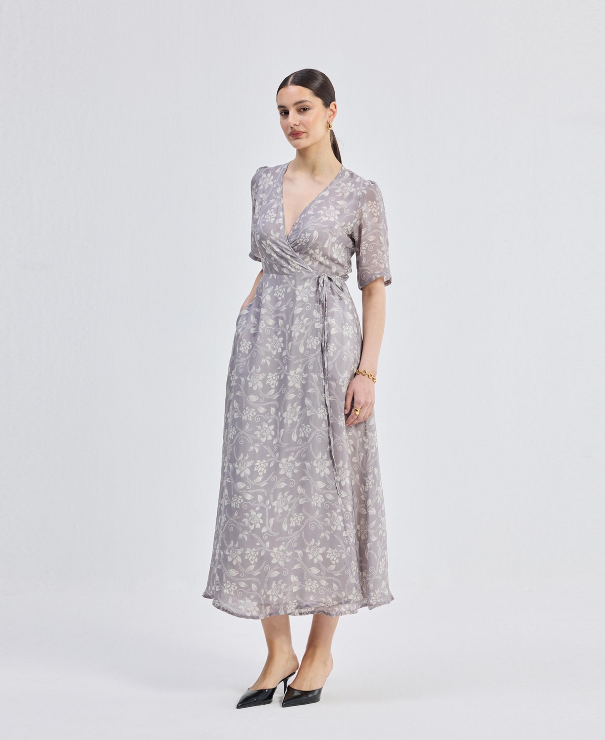 Maxi Wrap Floral dress in Vintage Vines - Grey