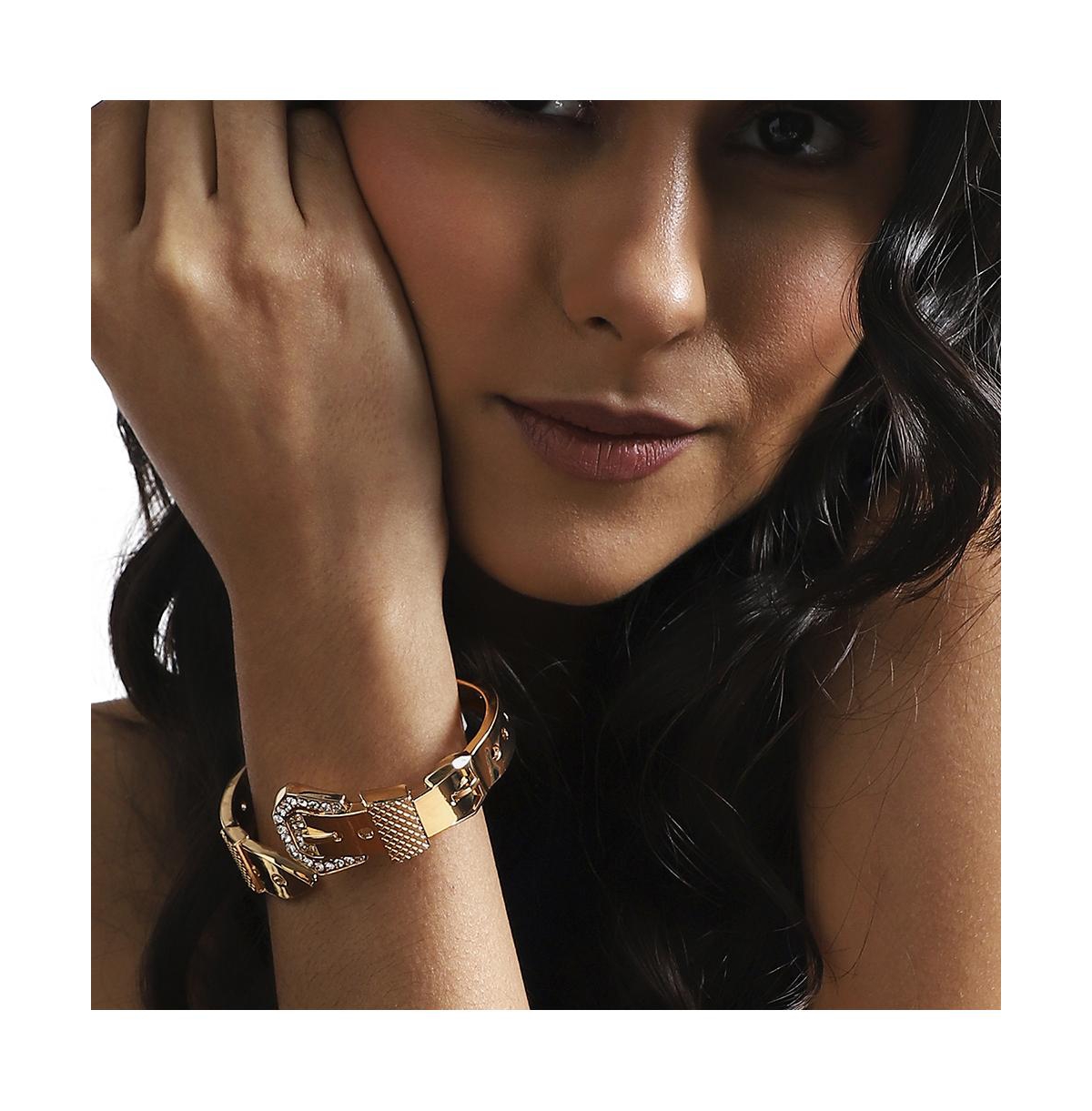 Shop Sohi Tang Buckle Bracelet In Gold
