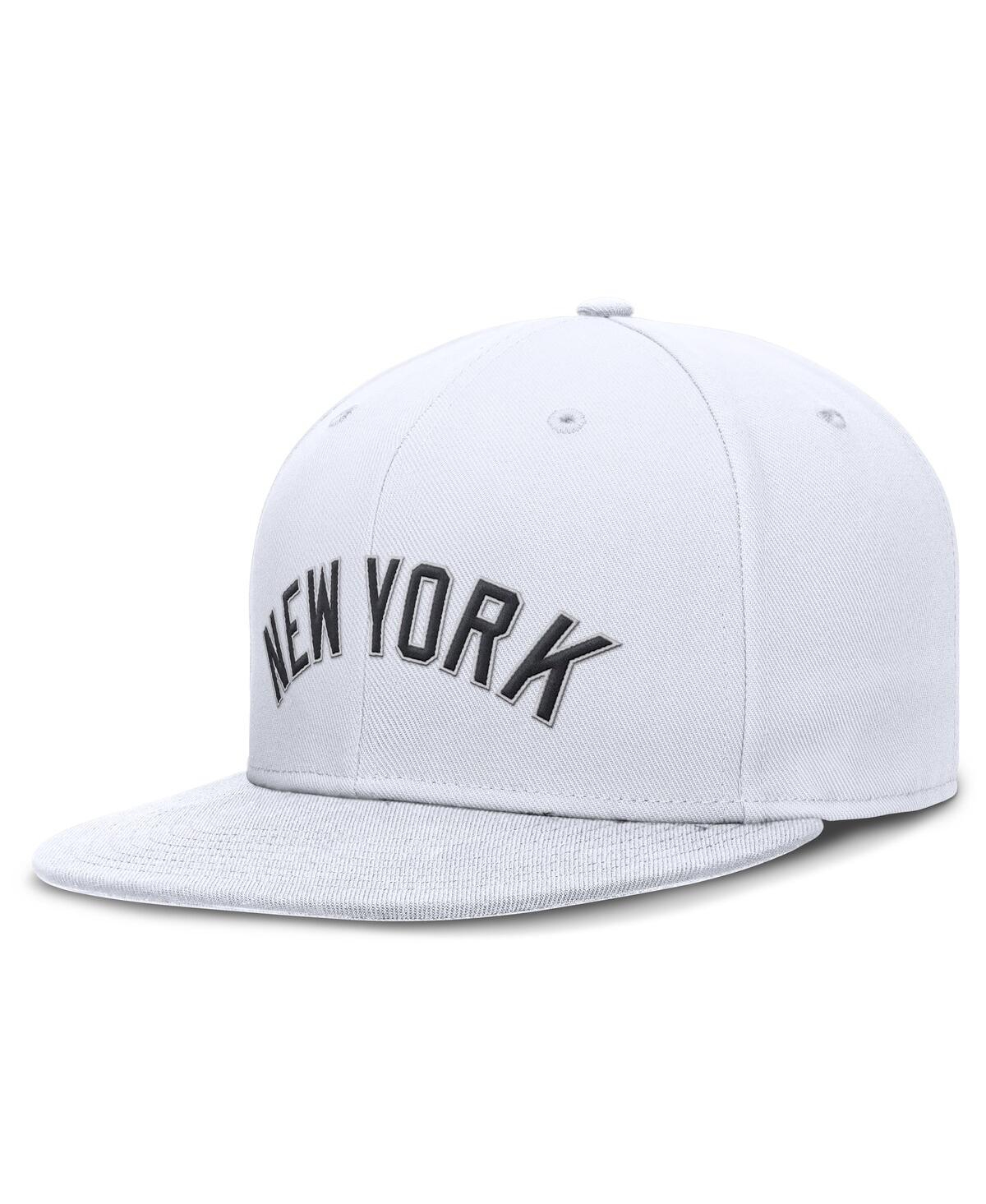 Nike Men's White New York Yankees True Performance Fitted Hat In White