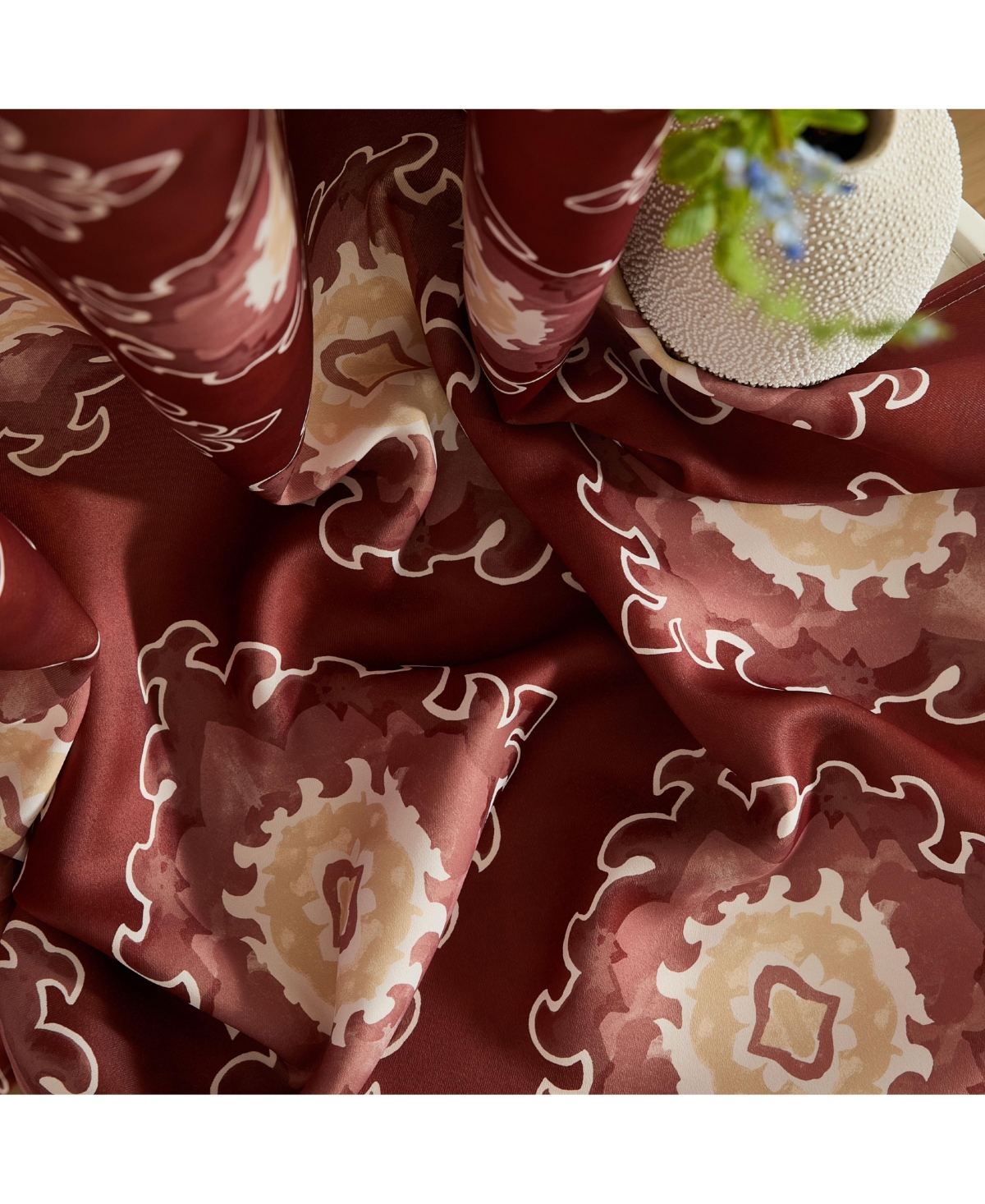 Hlc.me Liam Ogee Ikatt Damask Patterned Window Grommet Curtains Bedroom - Light Blocking Darkening Window Panels, Set of 2 (Spice Red