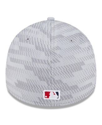 Men's Gray Los Angeles Angels 2025 MLB Clubhouse 39THIRTY Flex Hat