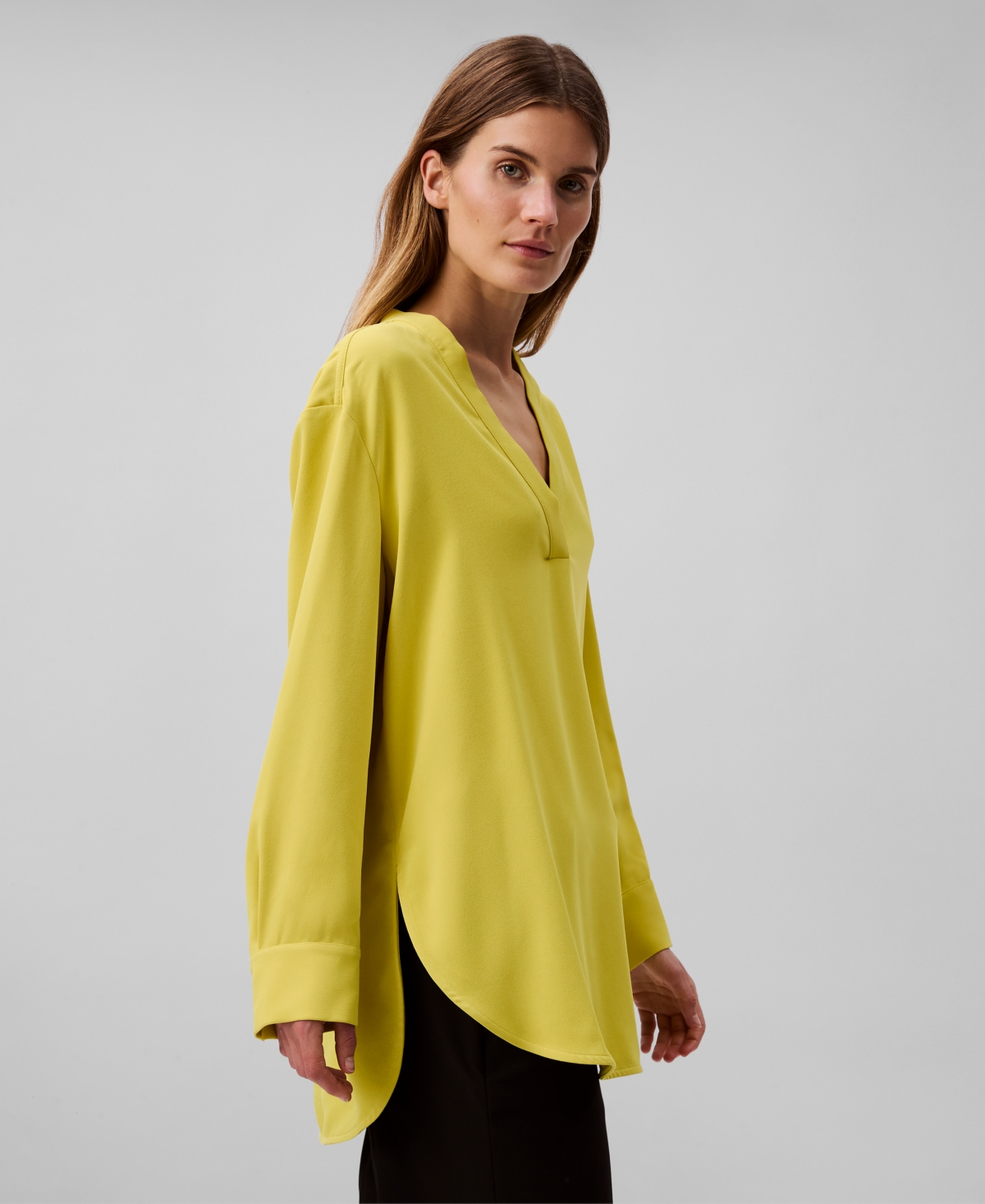 Calvin Klein Women's Relaxed V-neck Popover Tunic In Warm Olive