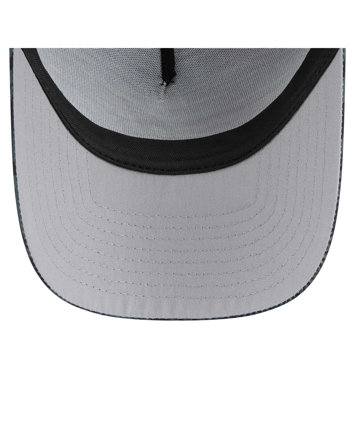 New Era Men's Black Atlanta Braves 9forty A-frame Trucker Adjustable Hat In Black