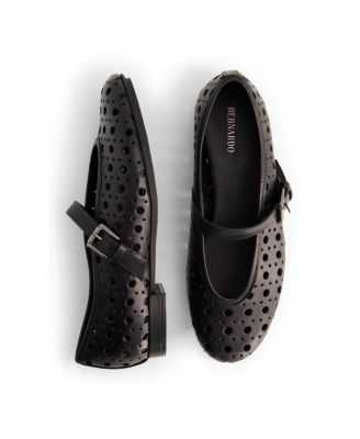 Bernardo Borden Perf Mary Jane Flat