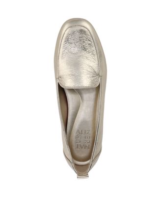 Women's Jordyn Closed Round Toe Loafers