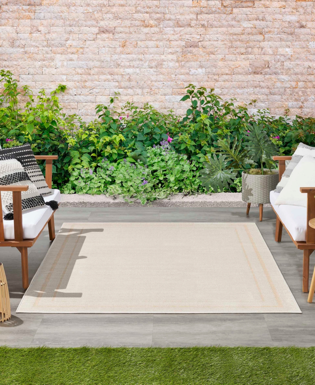 Nourison Home Nourison Essentials NRE02 5'x5' Square Outdoor Area Rug