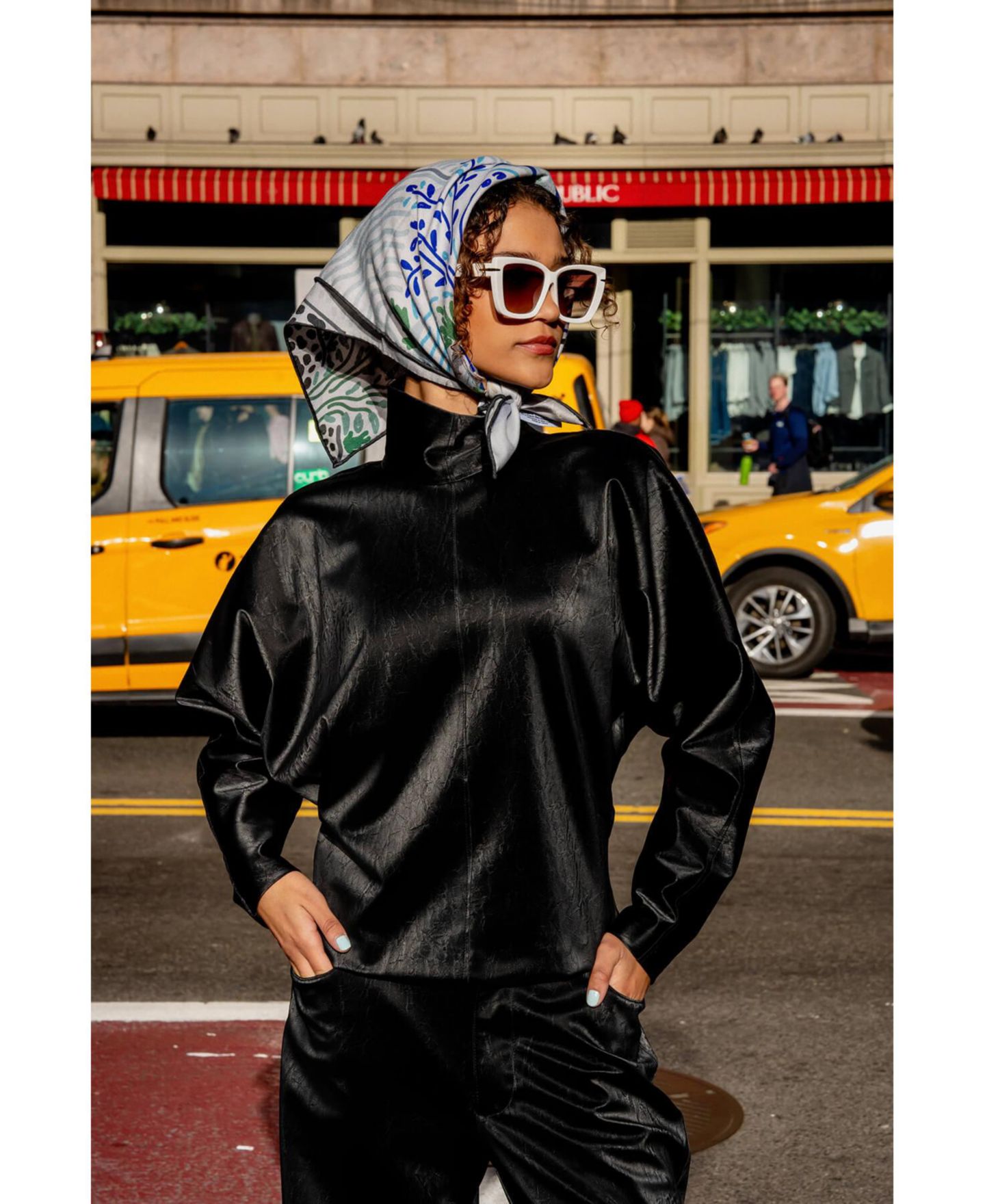 Женский шарф Jessie Zhao New York Double Sided Wool Silk In After Sunset, цвет: Синий / Серый — фото 3