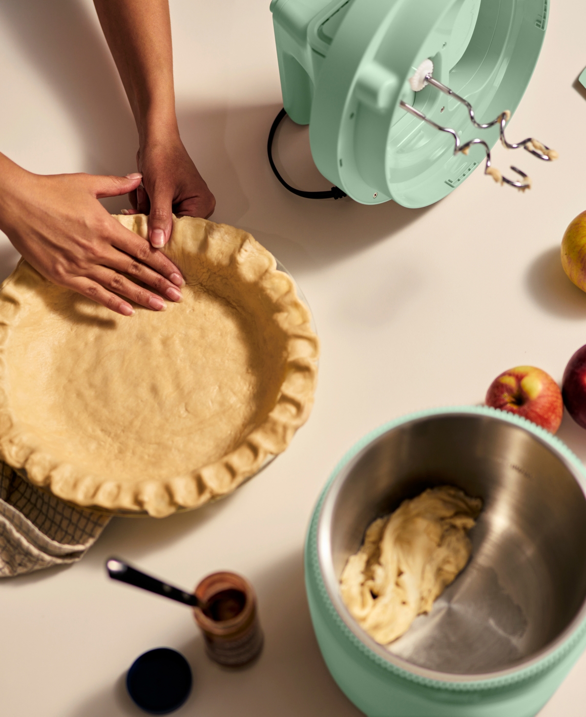 Shop Bella 3.5-quart Hand And Stand Mixer In Seaglass