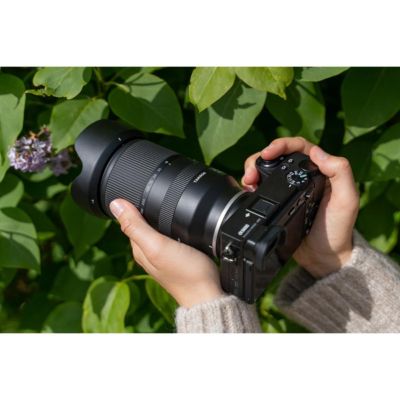 18-300mm f/3.5-6.3 Di III-A VC VXD Lens for Fuji X