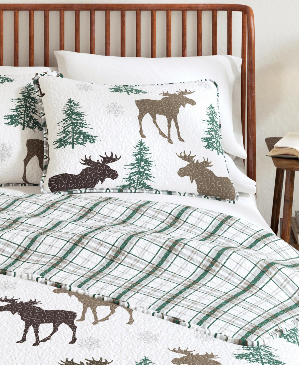 Linery & Co. Moose Evergreens Microfiber Quilt Set With Shams