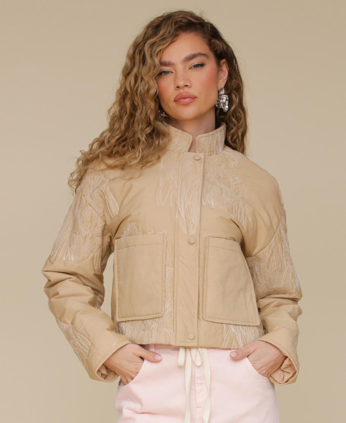 Shop Avec Les Filles Women's Cotton Embroidered Cropped Jacket In Tan,ivory Quilting