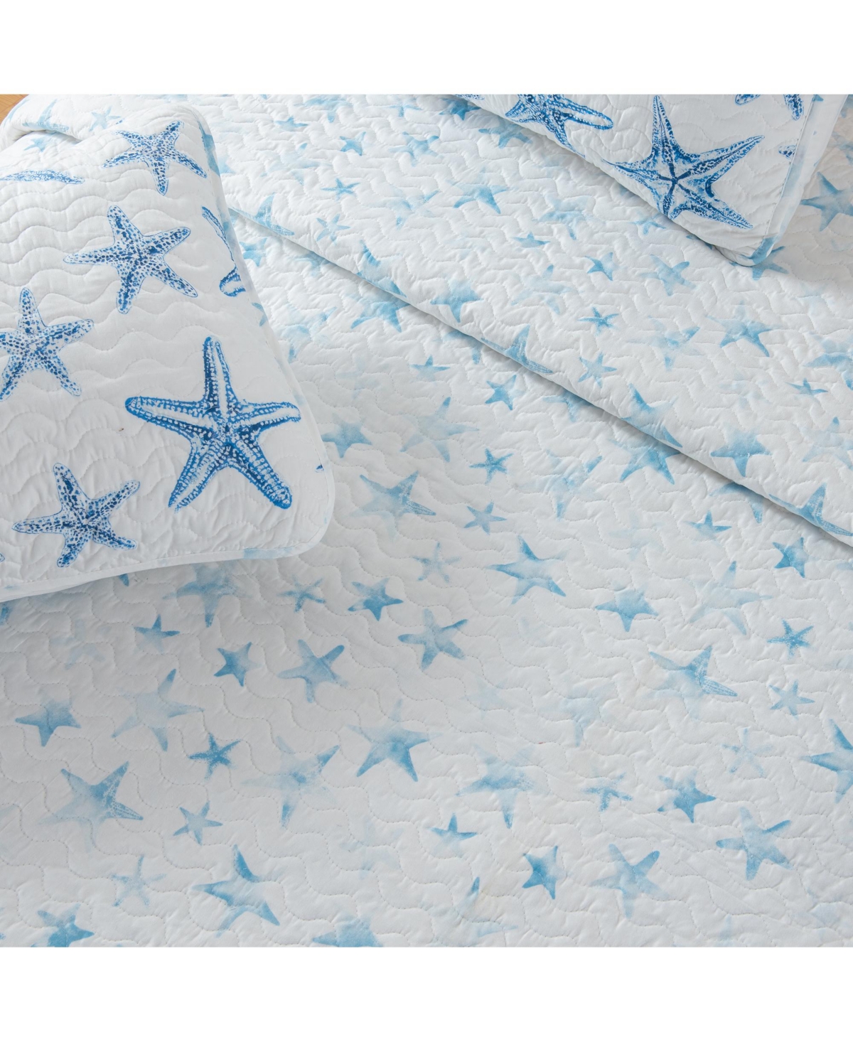 Linery & Co. Blue Starfish Microfiber Quilt Set With Shams