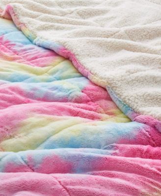 Reversible Medium Weight Plush Faux Fur Comforter, King