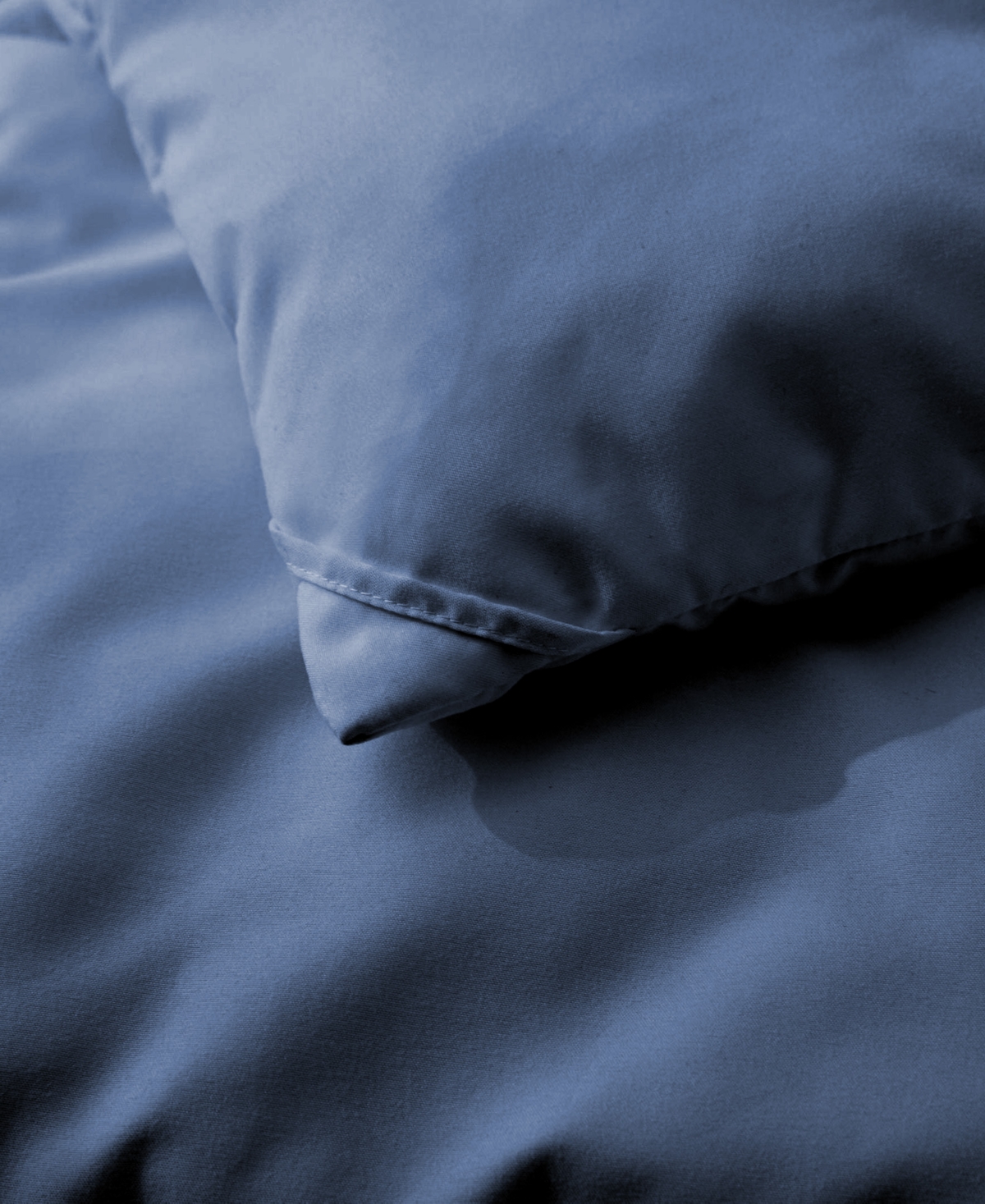 Unikome Ultimate Comfort Lightweight Down Alternative Comforter, Queen