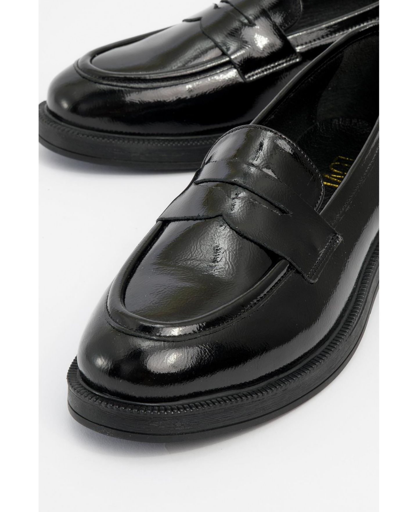 Женские туфли Forever & Always Shoes Bree Platform Penny Leather Loafer, цвет: Чёрная лаковая кожа — фото 3