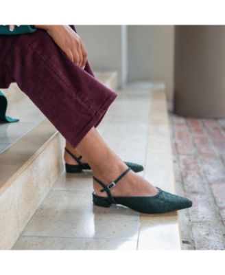 Women's Groovy Green Amal Customizable Point Slides