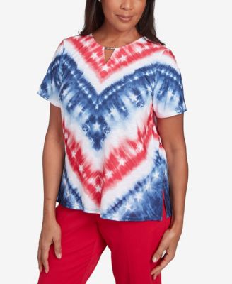 Women's Land of The Free Tie Dye American Chevron Keyhole Neck T-Shirt