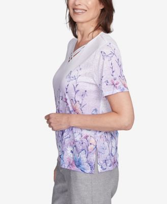 Women's Crystal Springs Crisscross Ombre Butterfly V-Neck T-Shirt