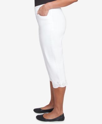 Women's Crystal Springs Eyelet Cuff Capri Pants