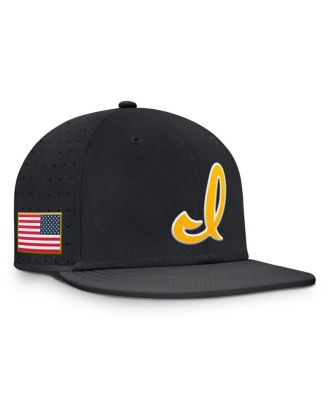 Nike - Men's Black Iowa Hawkeyes On-Field Dugout True Performance Fitted Hat