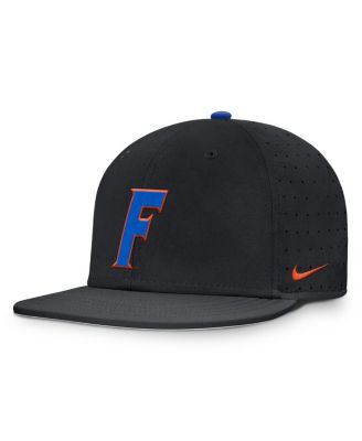 Nike - Men's Black Florida Gators On-Field Dugout True Performance Fitted Hat