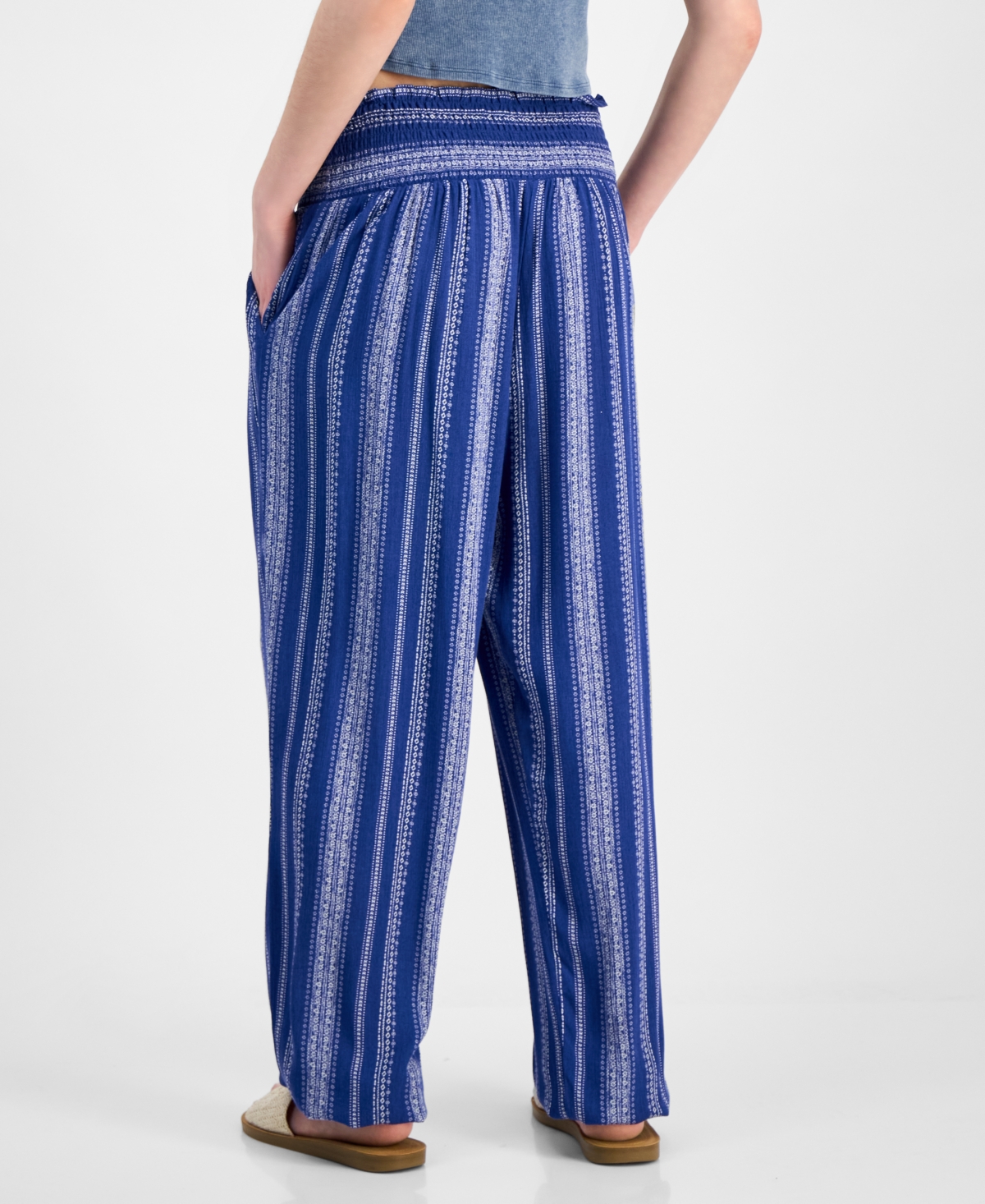 KINGSTON GREY JUNIORS' HIGH-RISE SMOCKED-WAIST JOGGERS 