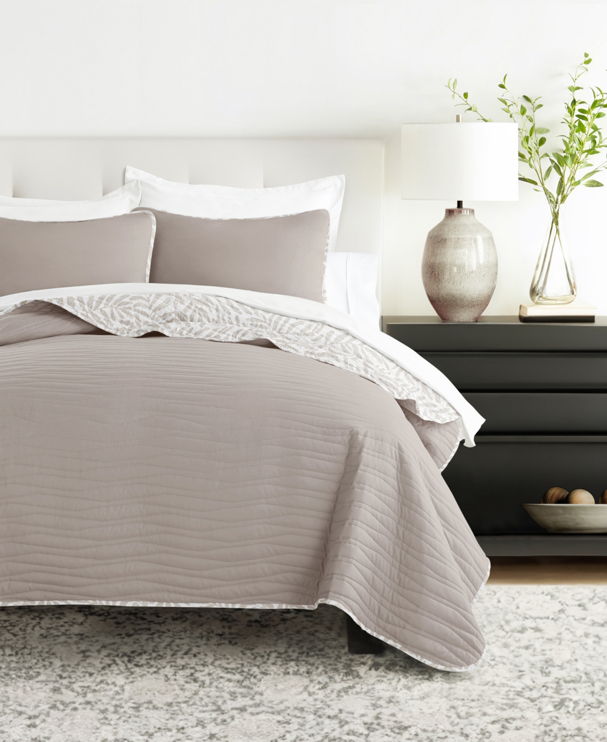 Ienjoy Home Tossed Ferns Reversible 2-pc. Quilt Set, Twin/twin Xl