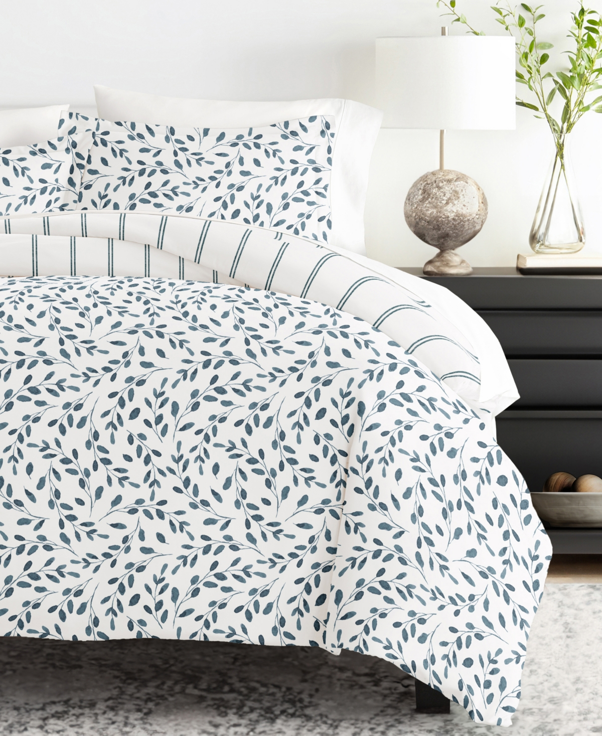 Ienjoy Home Timeless Pattern Reversible 2-pc. Duvet Cover Set, Twin/twin Xl