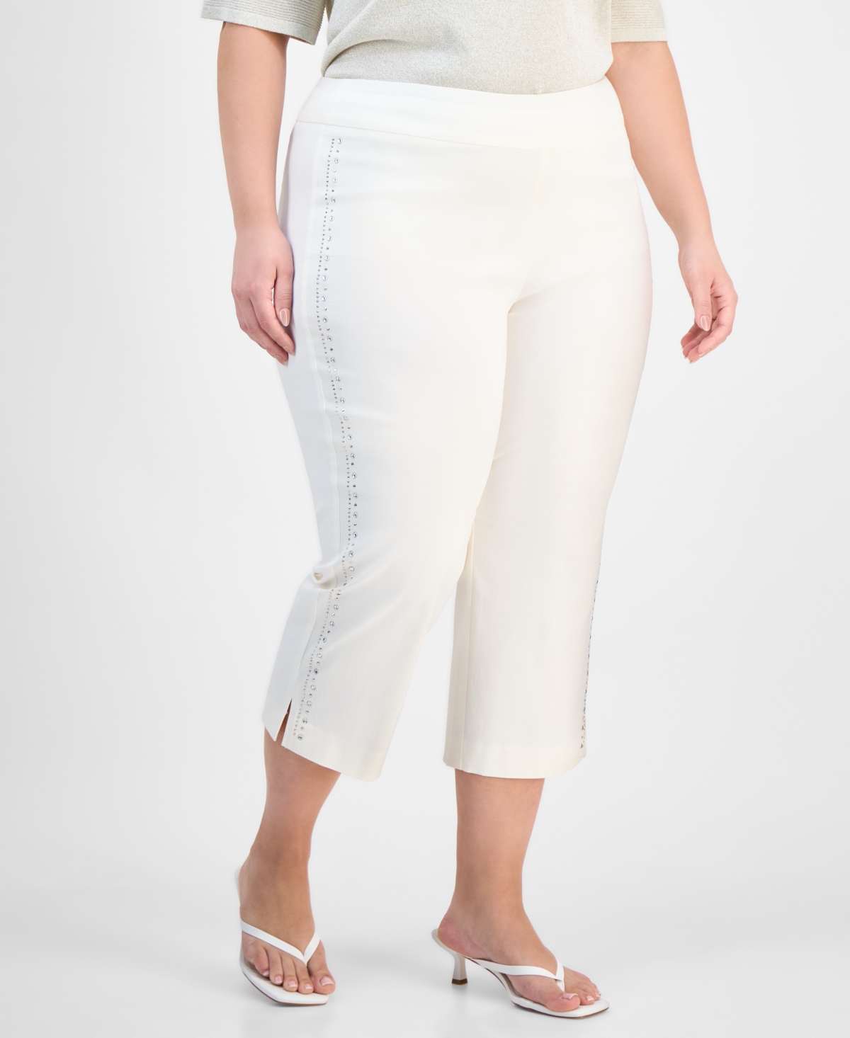 JM COLLECTION PLUS SIZE SIDE-EMBELLISHED CAPRI PANTS, EXCLUSIVELY AT MACY'S 
