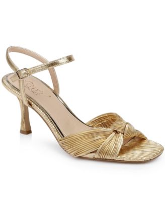Jewel Badgley Mischka