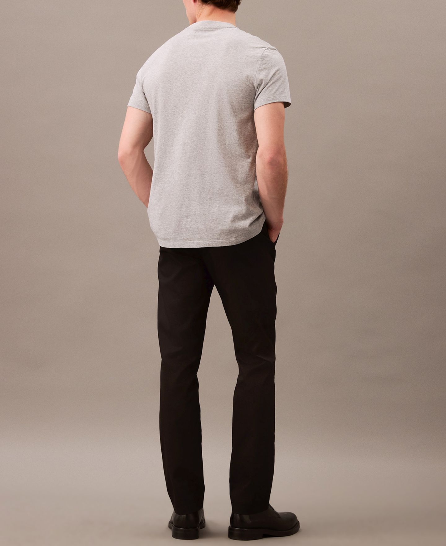Мужские брюки Calvin Klein Slim-Fit Modern Stretch Chino, цвет: Чёрный — фото 4