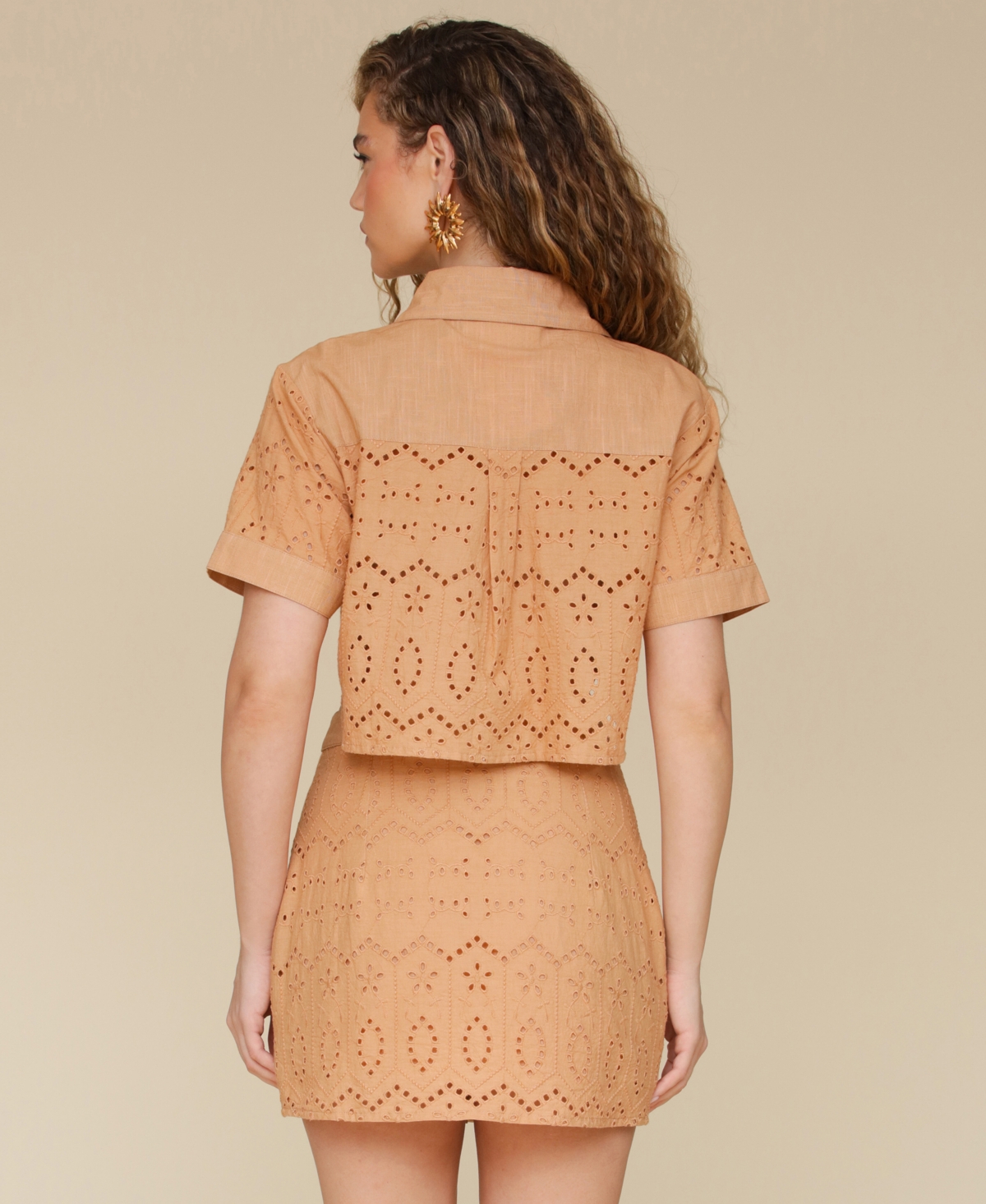Avec Les Filles Eyelet Block Boxy Shirt