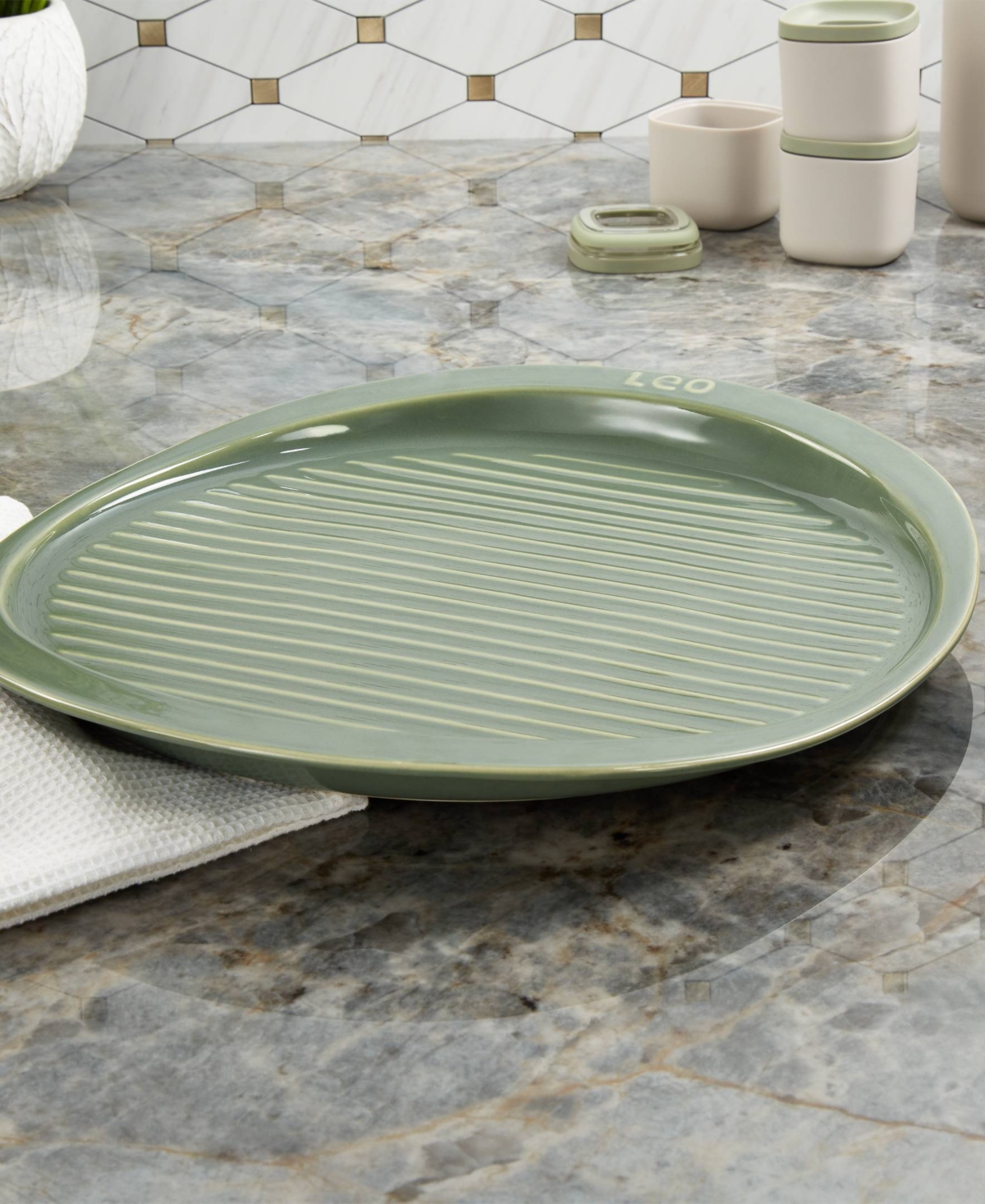 Berghoff Balance 15.75" Stone Ribbed Pizza Tray In Sage