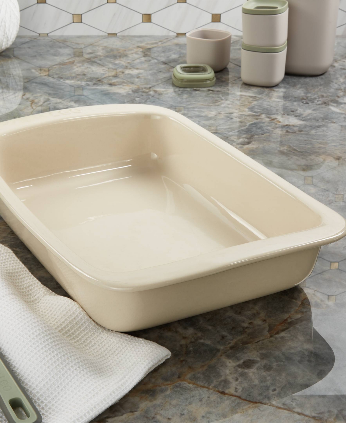 Berghoff Balance 4.4 Quart Stone Baking Dish In Moonbeam Cream