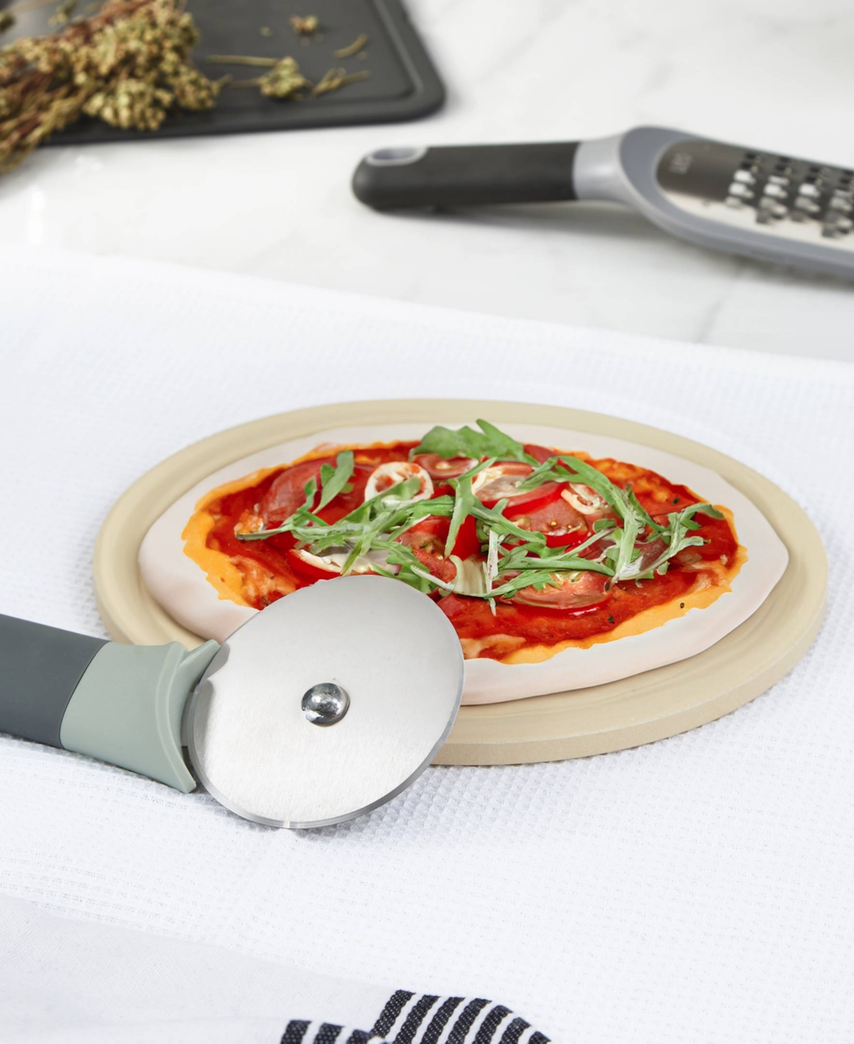 BergHOFF Leo 2-Piece Cordierite Pizza Set