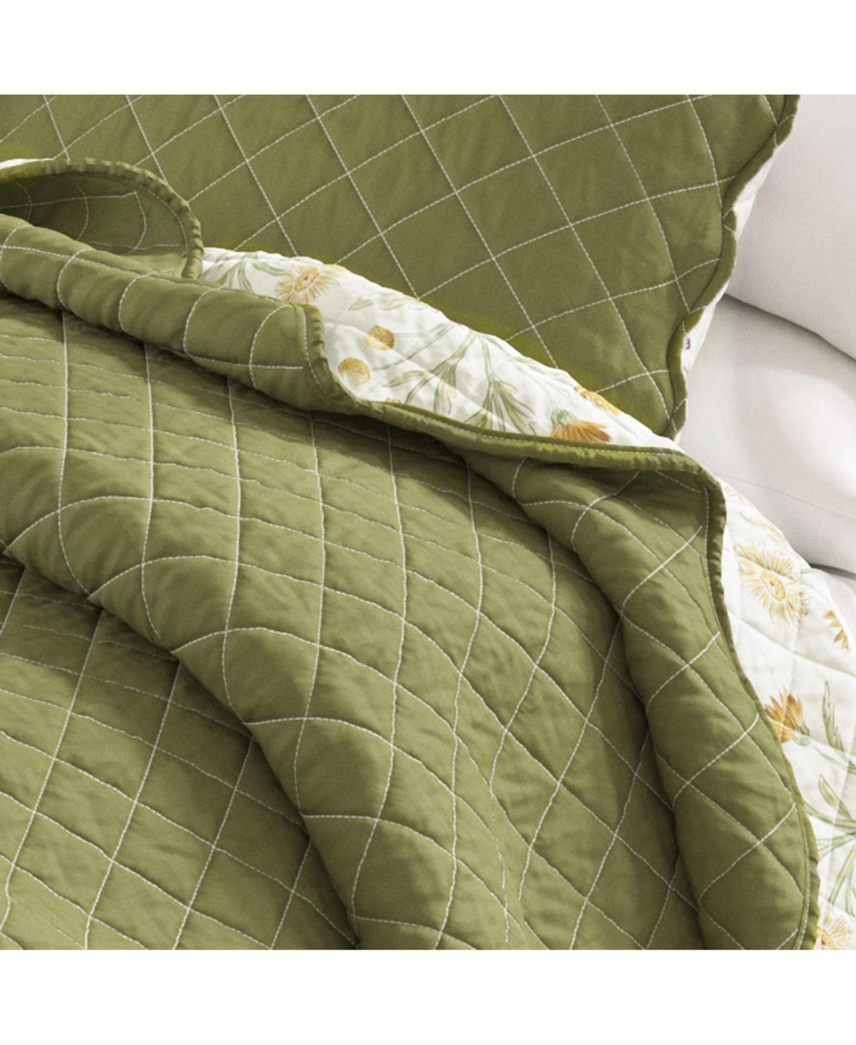 Linery & Co. Cotton Stitched Reversible Floral 3 Piece Quilt and Sham Set