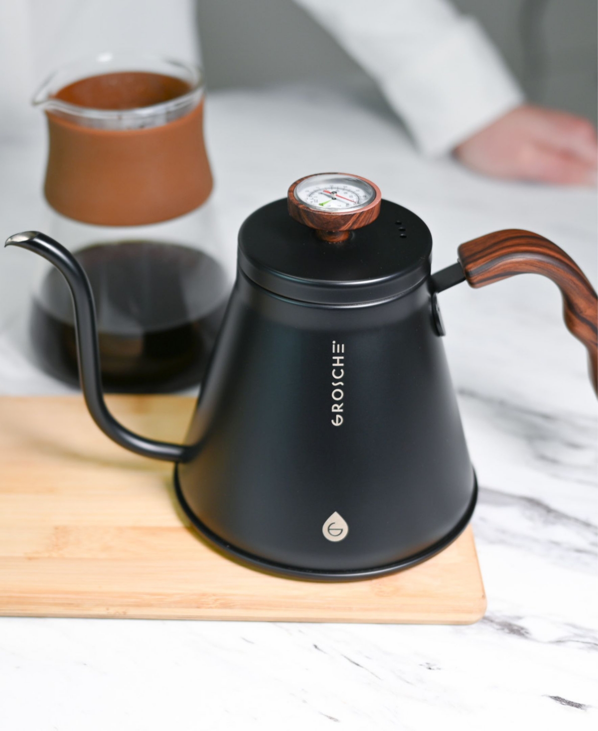 Grosche Marrakesh 34 Oz. Gooseneck Kettle In Black