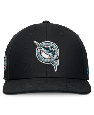 Men's Black Florida Marlins Pro Performance Snapback Hat