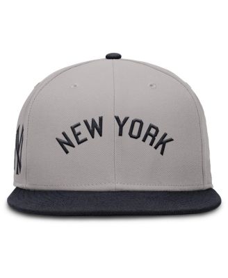 Men's Gray New York Yankees True Performance Fitted Hat