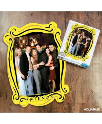 Friends Water Fountain 1000 Piece Jigsaw Puzzle